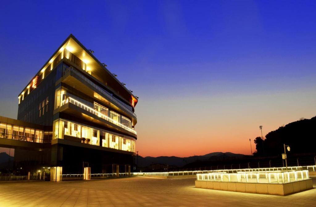 Cachet Boutique Shaoxing Hotel Exterior photo